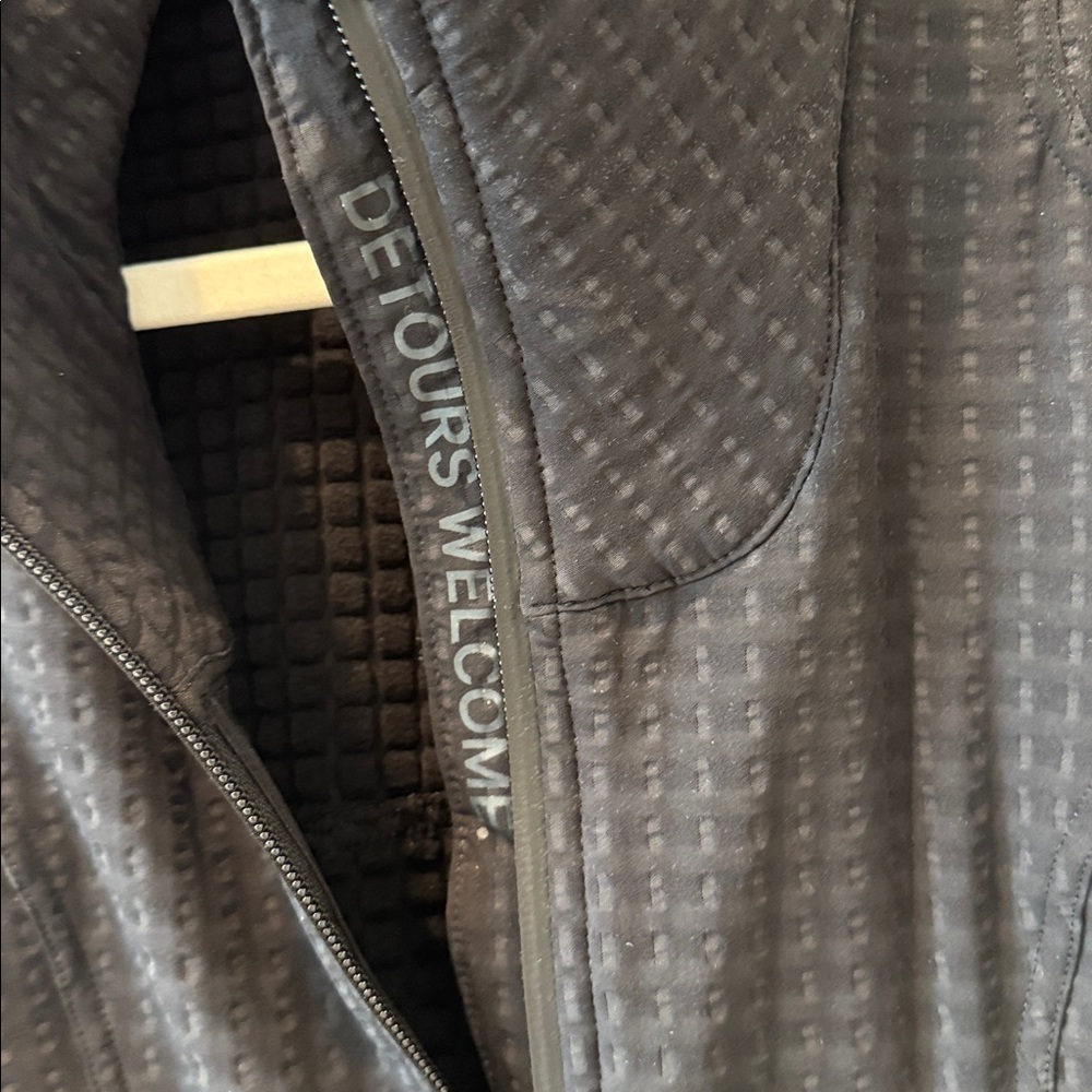 Lululemon Water-Repellent Fleece Hiking Vest! NWT - Picture 12 of 16